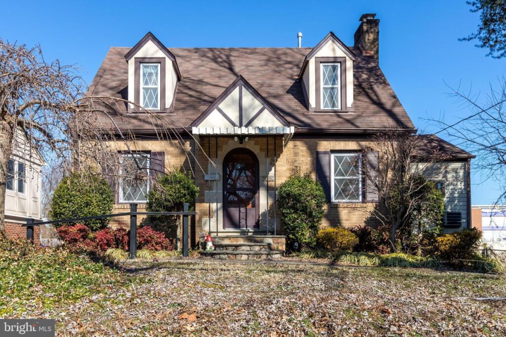 best real estate team in Arlington VA Arlington VA real estate experts buying a home in Arlington VA where to live in Arlington VA Arlington neighborhood guide trusted real estate agents in Arlington VA first time homebuyer tips Arlington VA Arlington homes for sale top Realtors near me in Arlington Virginia