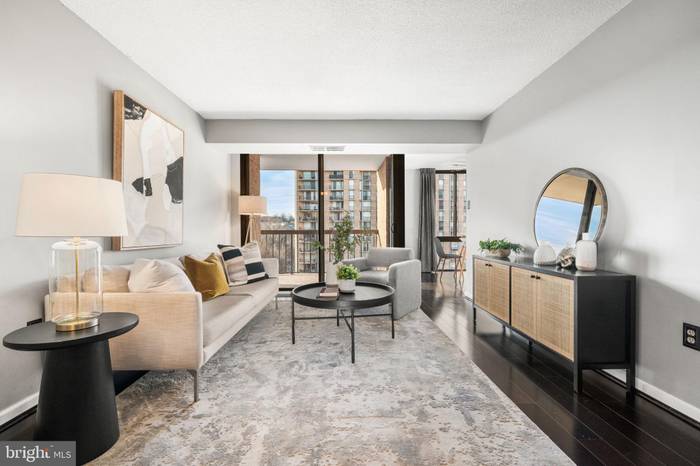 Arlington VA condo Shirlington Village Four Mile Run Trail condo with den two parking spaces balcony condo pool 24 hour concierge living in Arlington VA living in northern VA Best Realtor in arlington va, falls church, northern virginia, dmv, dc