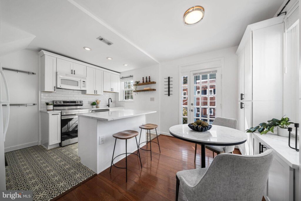 Fairlington Villages townhome Arlington VA renovated townhome near Shirlington 3 level townhome Arlington VA living in Arlington VA living in northern VA Pentagon Metro transit access Best Realtor in arlington va, falls church, northern virginia, dmv, dc